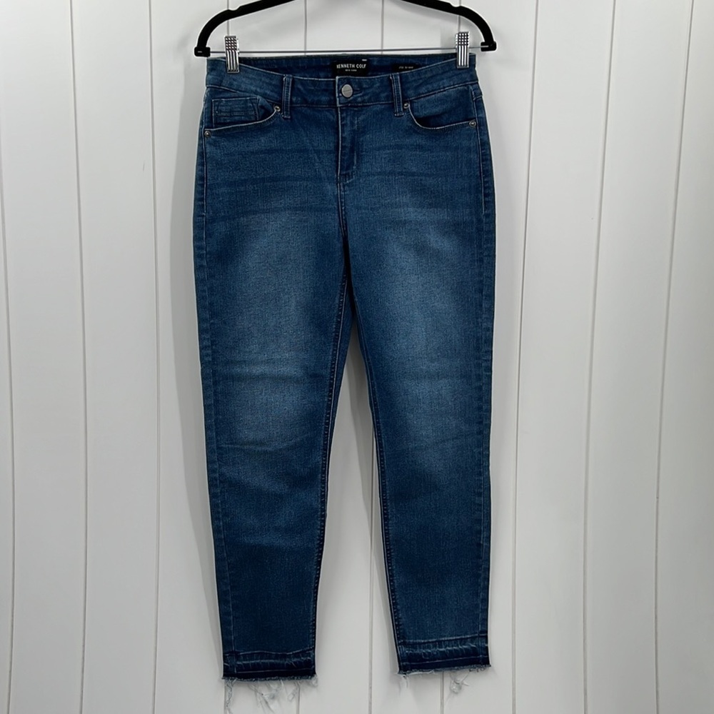 Kenneth Cole New York Jess Jeans High Rise Denim Raw Hem Cropped Ankle Size 8